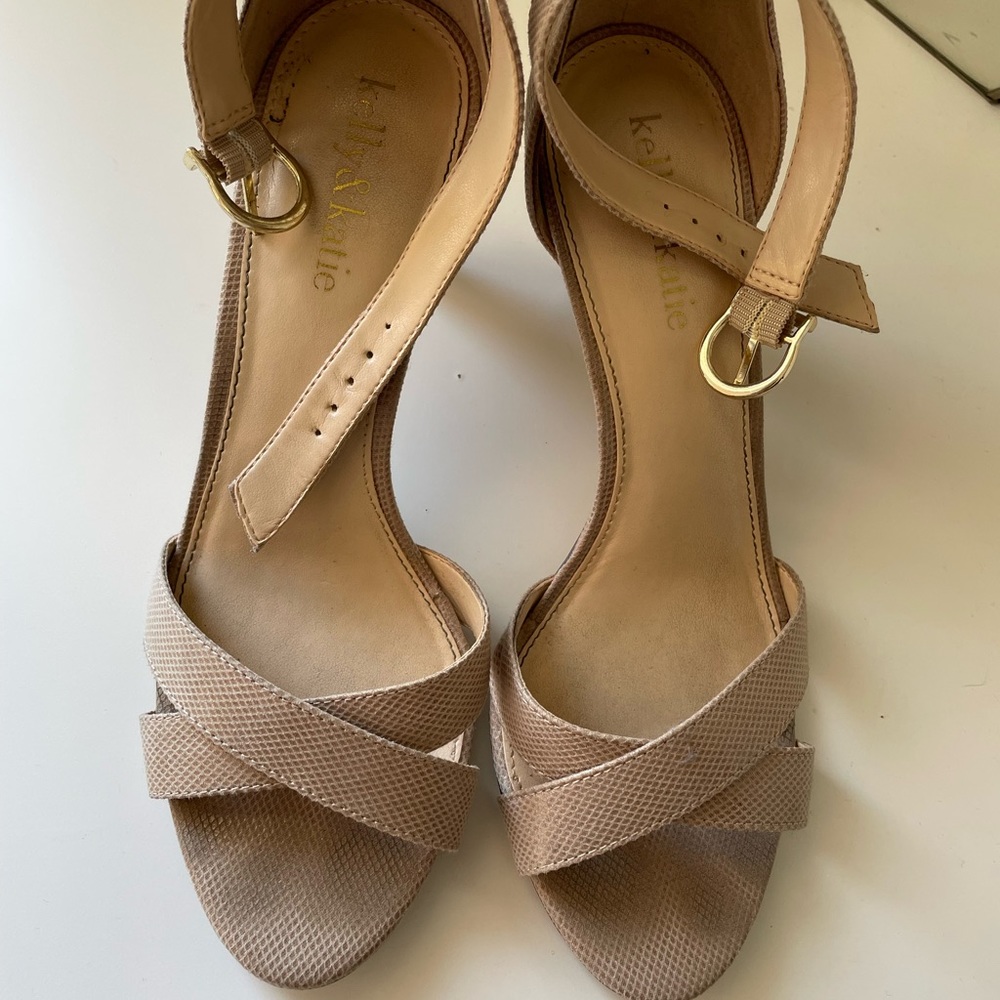 Kelly & Katie Nude Heels
